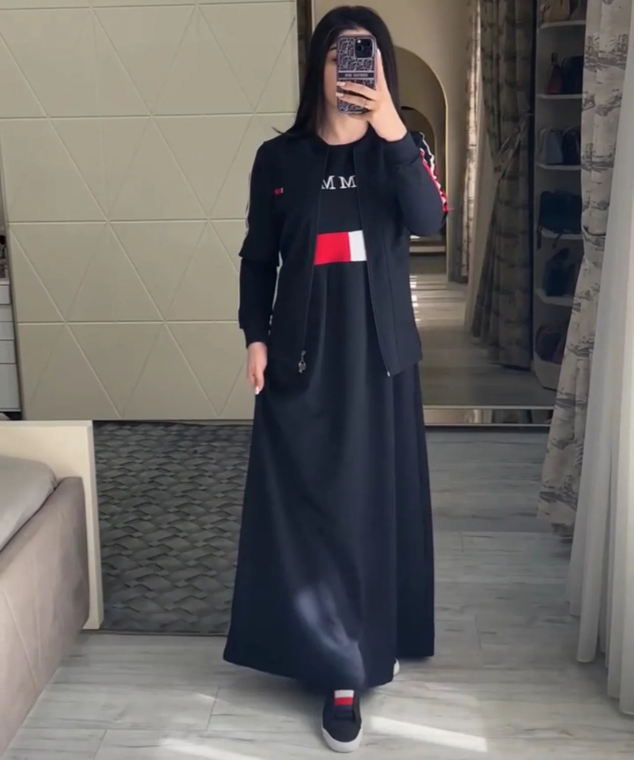 CH 492 Cc  2 Pcs Casual Outfit Upper With Long Inner Gown